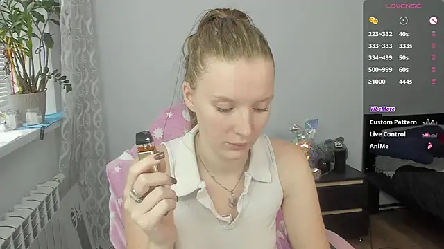 Mary Blu online show from 11/16/25, 09:59