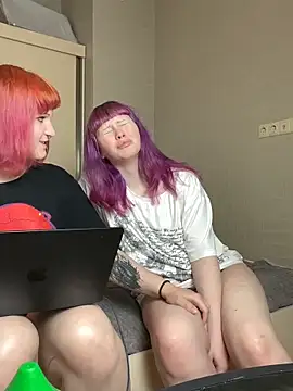 AlexaGudz online show from 04/26/26, 06:49