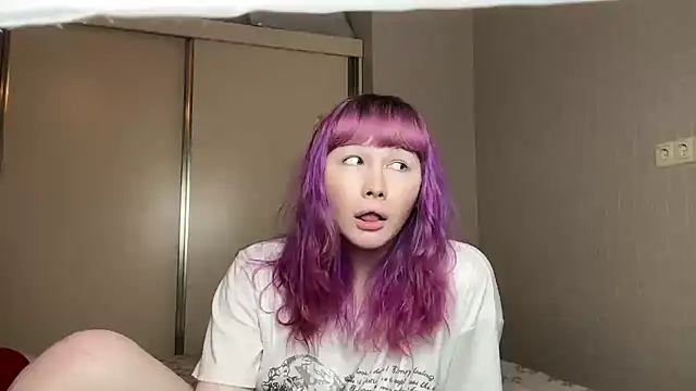 AlexaGudz online show from 05/04/26, 01:18