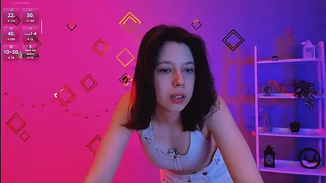 Snapshot of aria_wild_ chatting on 05/31/26, 06:42 aria wild online show from 05/31/26, 06:42