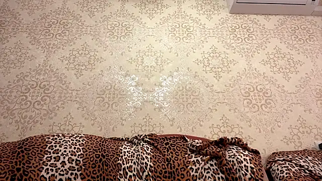 Snapshot of AlmaBrigs chatting on 03/11/26, 02:01 AlmaBrigs online show from 03/11/26, 02:01