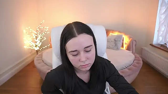 Snapshot of TorrySrar chatting on 03/03/26, 02:56 TorrySrar online show from 03/03/26, 02:56