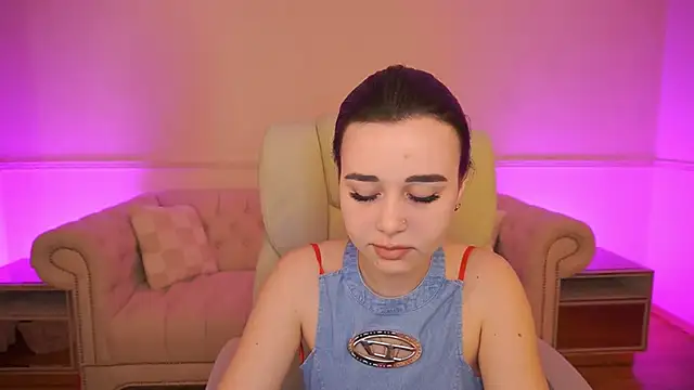 Snapshot of TorrySrar chatting on 03/16/26, 09:52 TorrySrar online show from 03/16/26, 09:52