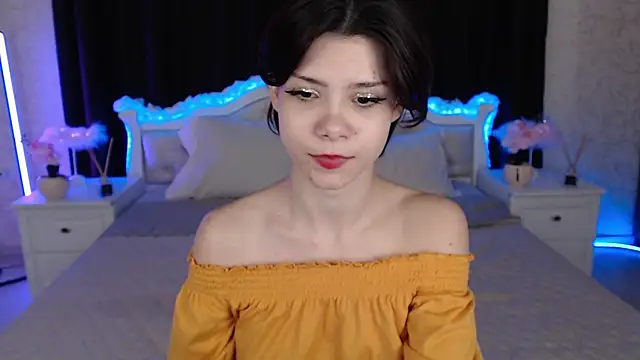 Snapshot of llittle-peachh chatting on 03/06/26, 06:26 llittle-peachh online show from 03/06/26, 06:26