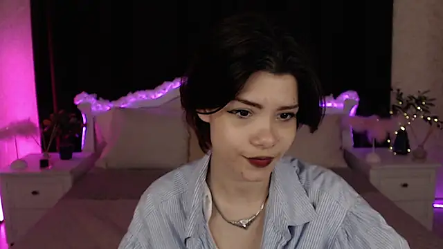 Snapshot of llittle-peachh chatting on 03/12/26, 03:40 llittle-peachh online show from 03/12/26, 03:40