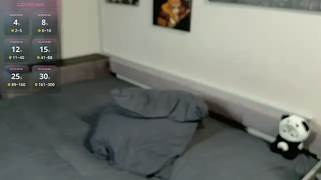 Snapshot of Reisy_W chatting on 03/14/26, 04:12 Reisy W online show from 03/14/26, 04:12