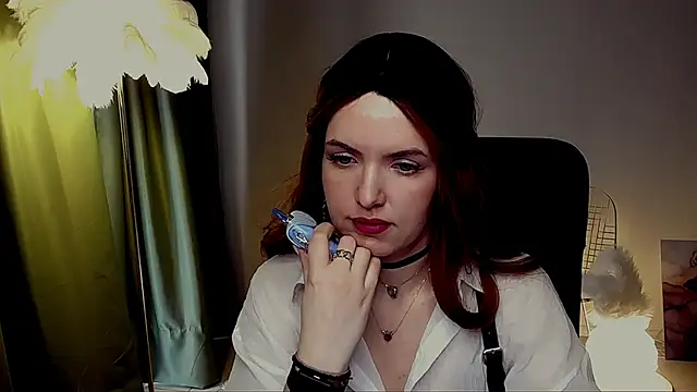 Snapshot of AliceSmite chatting on 05/12/26, 11:29 AliceSmite online show from 05/12/26, 11:29
