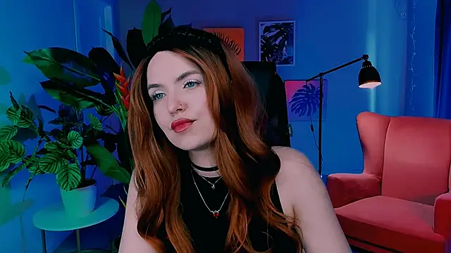Snapshot of AliceSmite chatting on 05/13/26, 11:51 AliceSmite online show from 05/13/26, 11:51