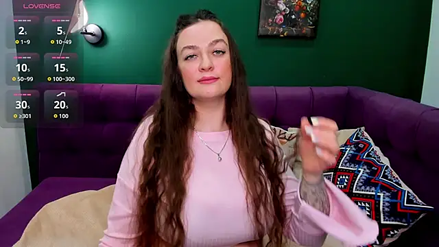 Snapshot of Charlottecurvyy chatting on 03/13/26, 01:34 Charlottecurvyy online show from 03/13/26, 01:34