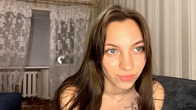 Snapshot of YangReifer chatting on 03/02/26, 07:43 YangReifer online show from 03/02/26, 07:43