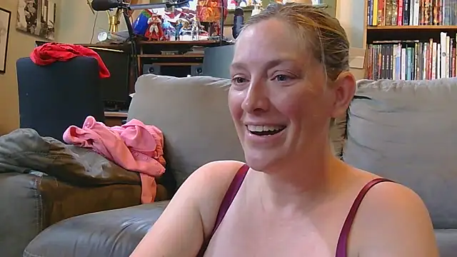 MistyMountains96 online show from 06/09/26, 07:36
