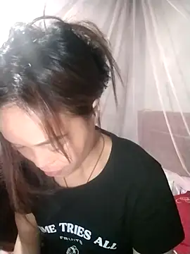 Snapshot of pitien0099 chatting on 03/26/26, 01:49 pitien0099 online show from 03/26/26, 01:49