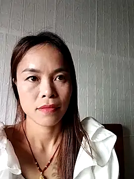 Snapshot of pitien0099 chatting on 03/27/26, 06:30 pitien0099 online show from 03/27/26, 06:30