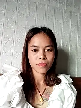 Snapshot of pitien0099 chatting on 03/27/26, 08:26 pitien0099 online show from 03/27/26, 08:26