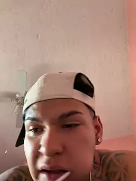 Snapshot of deivchoky chatting on 03/05/26, 10:28 deivchoky online show from 03/05/26, 10:28