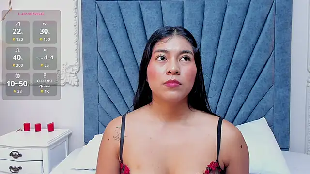 Leandra-Johnson online show from 06/02/26, 01:24