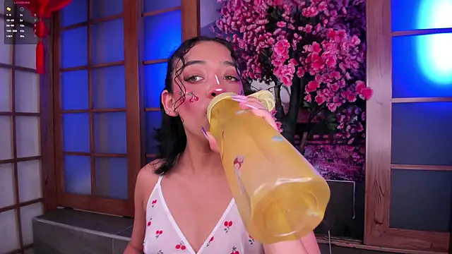 foxy hannah online show from 04/28/26, 06:02