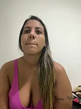 kifanyy online show from 06/25/26, 07:24