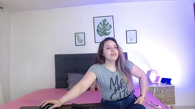 samanthachop online show from 06/15/26, 02:30