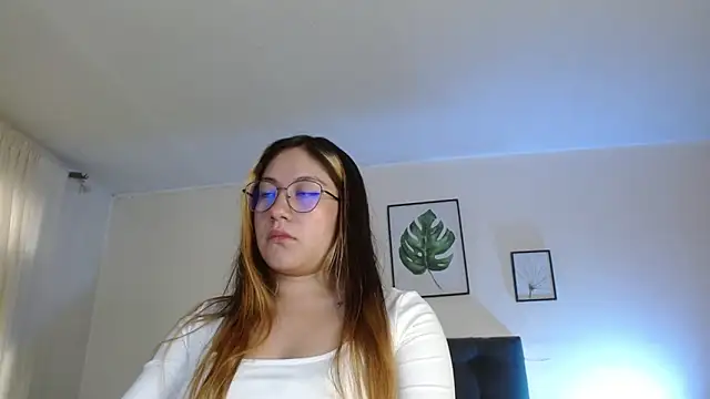samanthachop online show from 06/17/26, 01:23