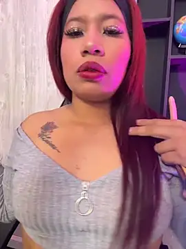 Cherry Charlottee online show from 06/01/26, 07:48