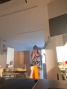 Snapshot of Nikol420 chatting on 03/05/26, 01:40 Nikol420 online show from 03/05/26, 01:40