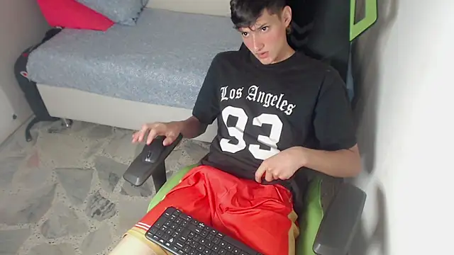 Snapshot of Pablito_junior chatting on 03/14/26, 03:45 Pablito junior online show from 03/14/26, 03:45