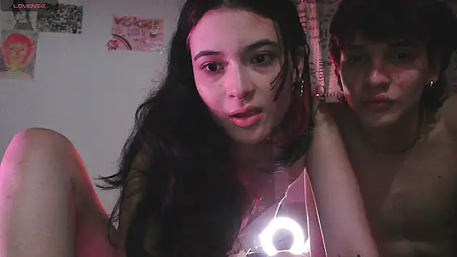 Snapshot of hot_moons chatting on 03/04/26, 05:46 hot moons online show from 03/04/26, 05:46