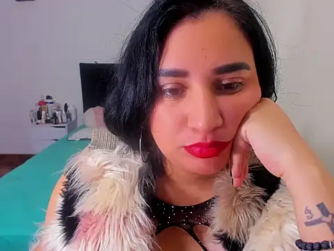 Snapshot of Alice_RouseSg chatting on 03/11/26, 09:04 Alice RouseSg online show from 03/11/26, 09:04