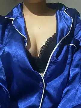 Snapshot of penny6 chatting on 03/18/26, 02:09 penny6 online show from 03/18/26, 02:09