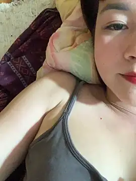 Snapshot of Little_Muse78 chatting on 03/29/26, 09:42 Little Muse78 online show from 03/29/26, 09:42