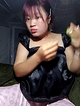 Snapshot of dada5566 chatting on 03/08/26, 04:00 dada5566 online show from 03/08/26, 04:00