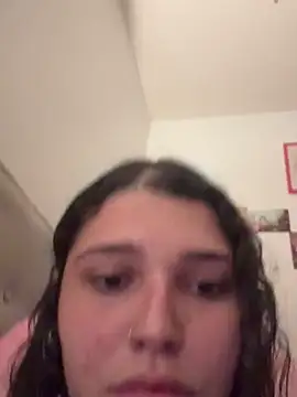 Snapshot of blushbunnyyyy chatting on 03/08/26, 02:04 blushbunnyyyy online show from 03/08/26, 02:04