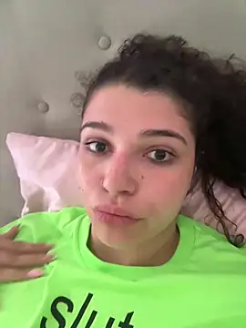 Snapshot of blushbunnyyyy chatting on 03/14/26, 05:29 blushbunnyyyy online show from 03/14/26, 05:29