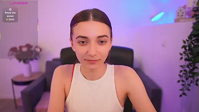 Snapshot of RocknRose18 chatting on 03/24/26, 09:58 RocknRose18 online show from 03/24/26, 09:58