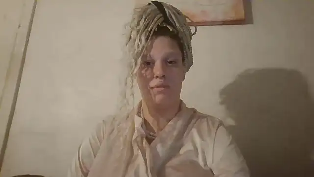 Snapshot of Minty5515 chatting on 03/06/26, 03:08 Minty5515 online show from 03/06/26, 03:08