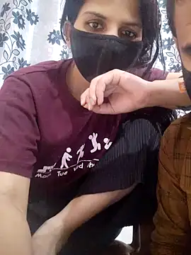 lovelypooja93 online show from 04/06/26, 05:47