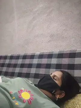 lovelypooja93 online show from 06/23/26, 04:49