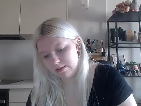 Snapshot of LenaSecret19 chatting on 07/30/26, 05:39 LenaSecret19 online show from 07/30/26, 05:39