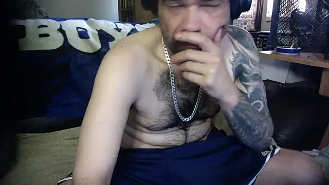 Snapshot of KinkyTOMan chatting on 06/06/26, 10:42 KinkyTOMan online show from 06/06/26, 10:42
