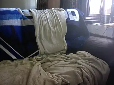 Snapshot of KinkyTOMan chatting on 07/11/26, 11:57 KinkyTOMan online show from 07/11/26, 11:57
