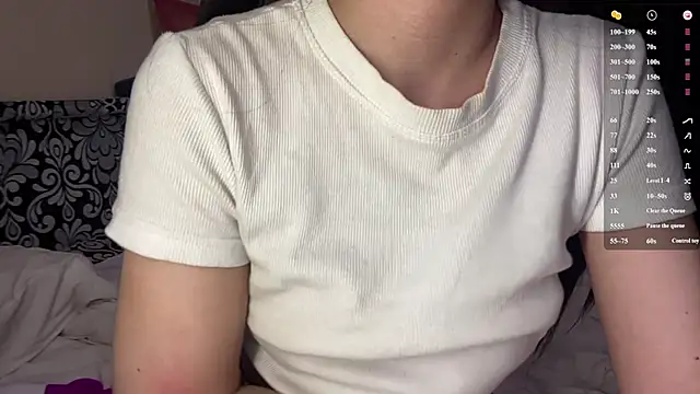 Selena blom online show from 06/15/26, 10:39