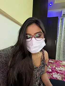 Snapshot of nikki_catz chatting on 03/11/26, 04:13 nikki catz online show from 03/11/26, 04:13