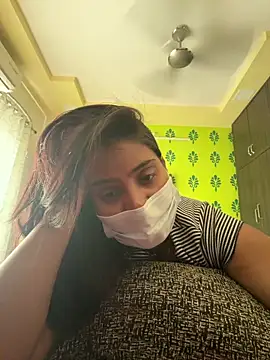 Snapshot of nikki_catz chatting on 03/14/26, 11:37 nikki catz online show from 03/14/26, 11:37