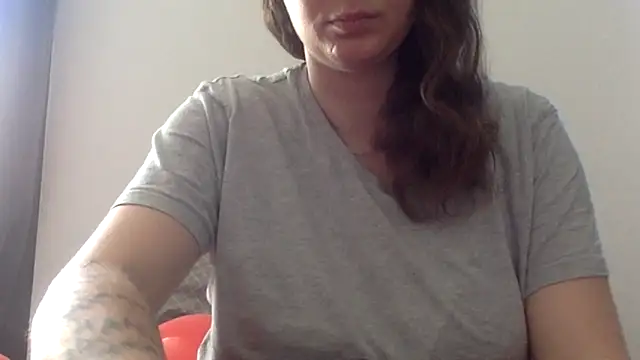 douce blanche13 online show from 04/09/26, 09:47