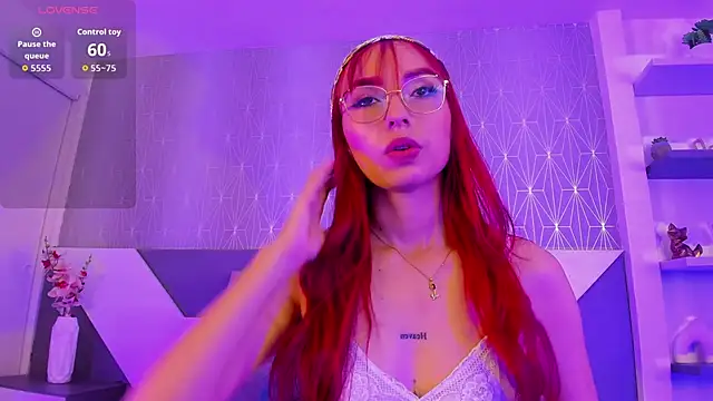 Snapshot of Ashleey_Vega chatting on 05/21/26, 01:18 Ashleey Vega online show from 05/21/26, 01:18
