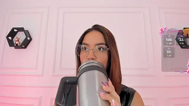 Im Scarlett  online show from 06/10/26, 03:55