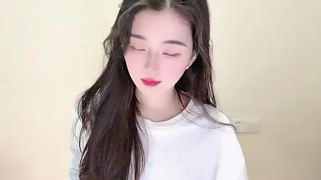 Snapshot of jinxiyao01 chatting on 04/12/26, 07:57 jinxiyao01 online show from 04/12/26, 07:57