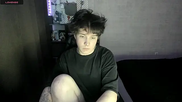 Snapshot of MIya_Chinen chatting on 03/05/26, 03:08 MIya Chinen online show from 03/05/26, 03:08