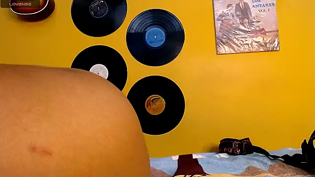 lilithevil32 online show from 05/07/26, 02:06